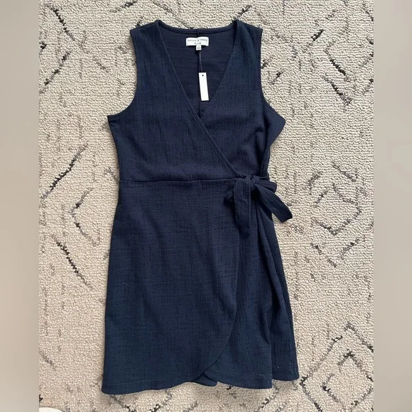 Madewell texture and Thread Navy Wrap Dress NWT - Picture 2 of 6
